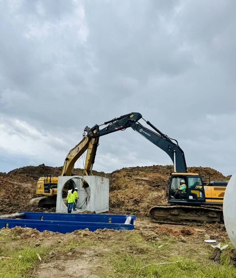 Large_Type_A_Inlet_with_custom_hole_for_78in_RCP_4_original